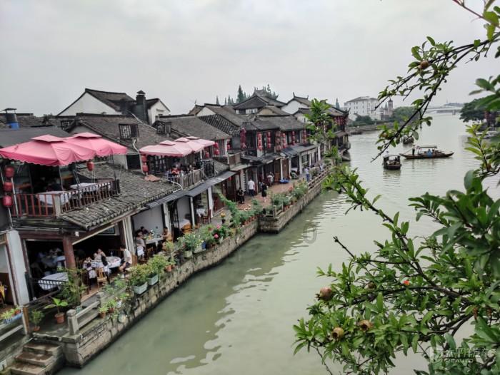 想知道?来新能源汽车会代替燃油吗?问答交流平台找答案吧!